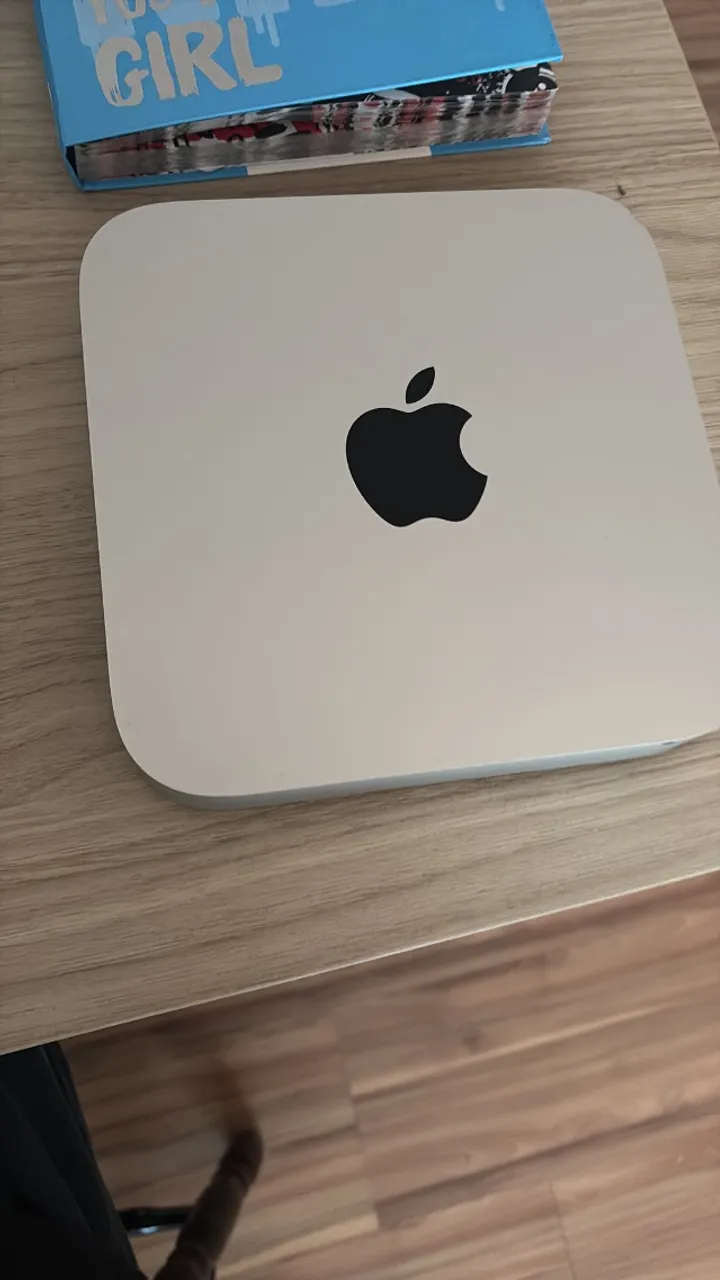 Mac Mini M2 8GB 512SSD + Magic Keyboard e Magic Mouse Originais