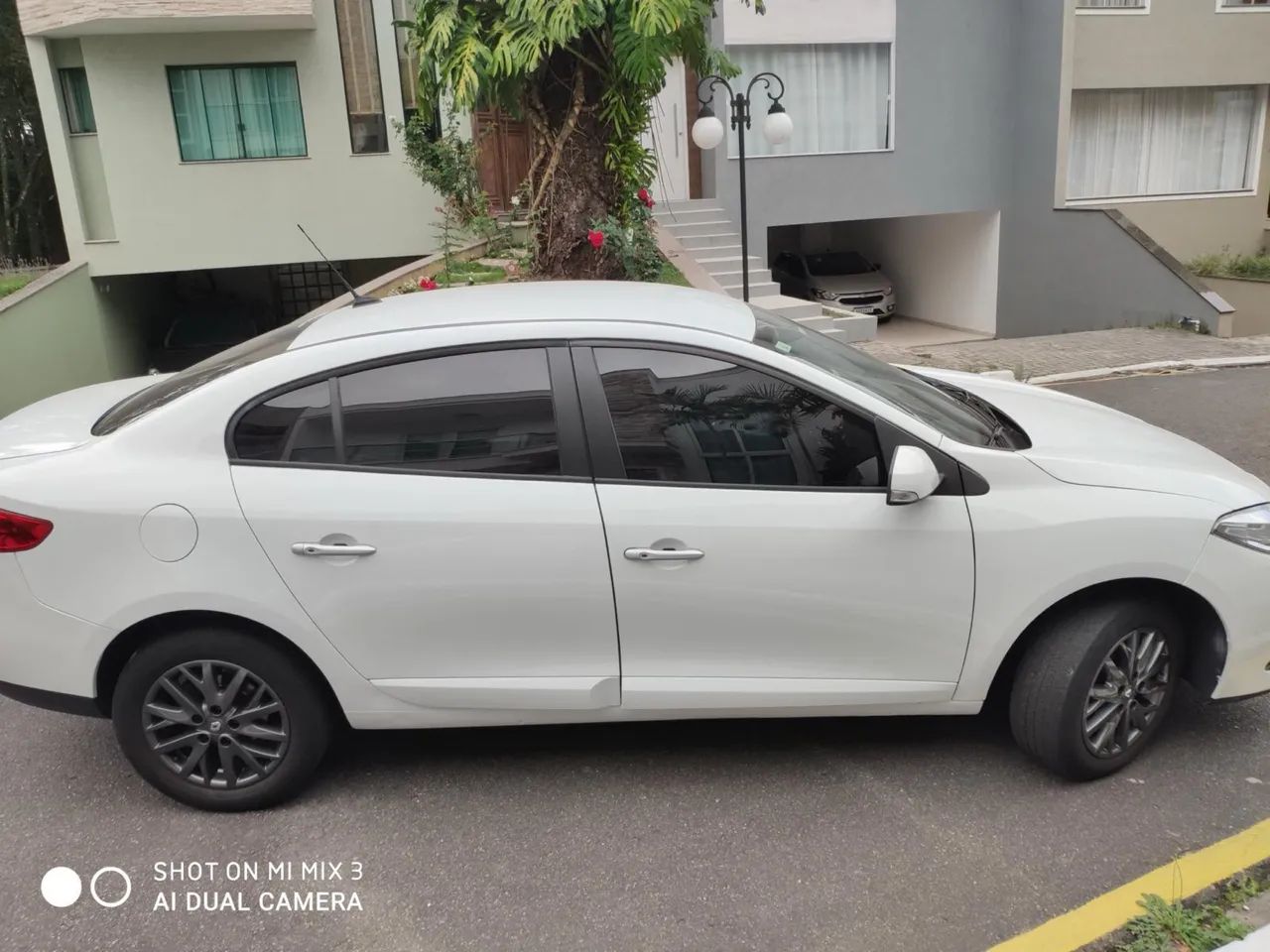 Renault Fluence Sed. Dynamique 2.0 16V Flex Aut. 2015 - Foto 4