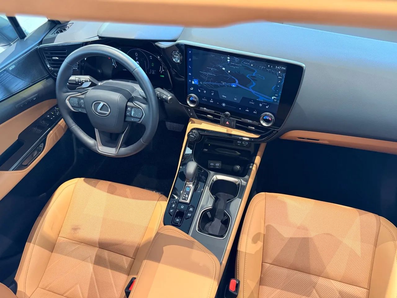 Lexus NX-450h+ AWD 2.5 16V Aut. (Híbrido), foto 11 de 16