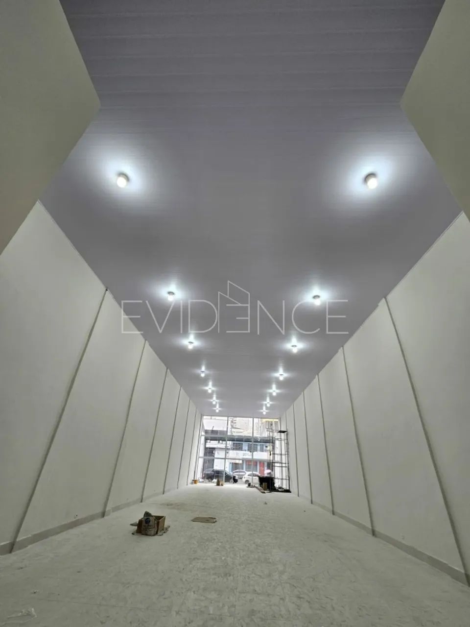 Imóvel Comercial com Fachada em Vidro | 350 m² | Locação - Foto 3