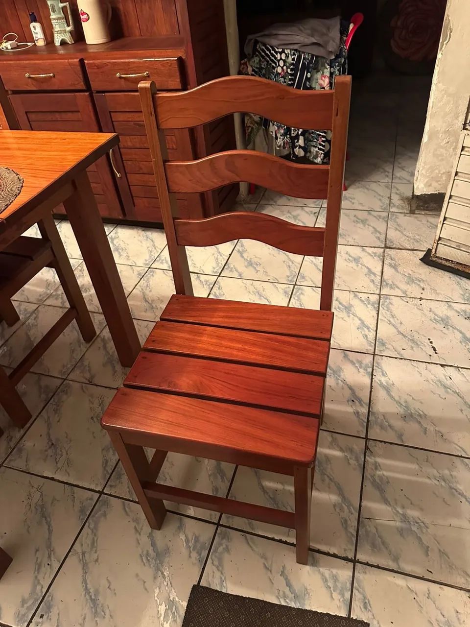 Mesa de Jatobá com 6 cadeiras  - Foto 2