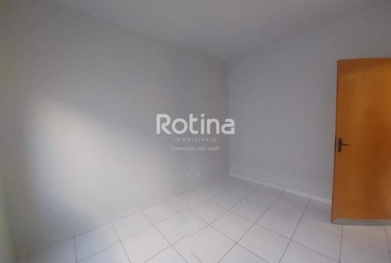 Excelente Casa Residencial e Comercial - Foto 3
