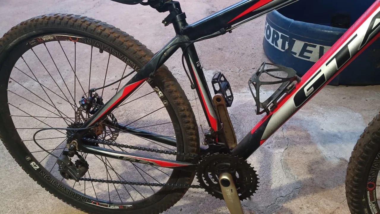 2 bike 29 pra venda pra ir hoje top chama se tiver interesse  - Foto 6