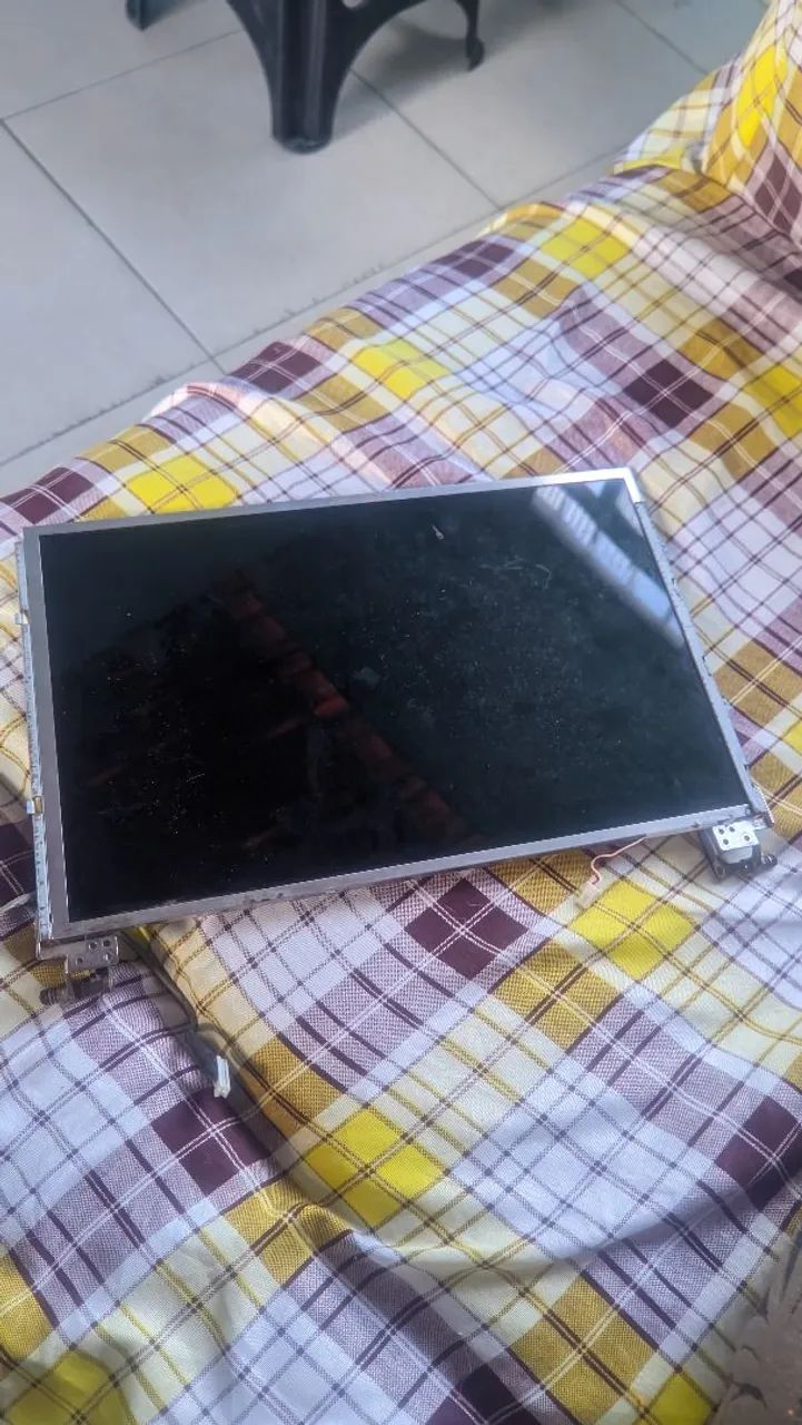 Tela LCD 14.1" Notebook CCE