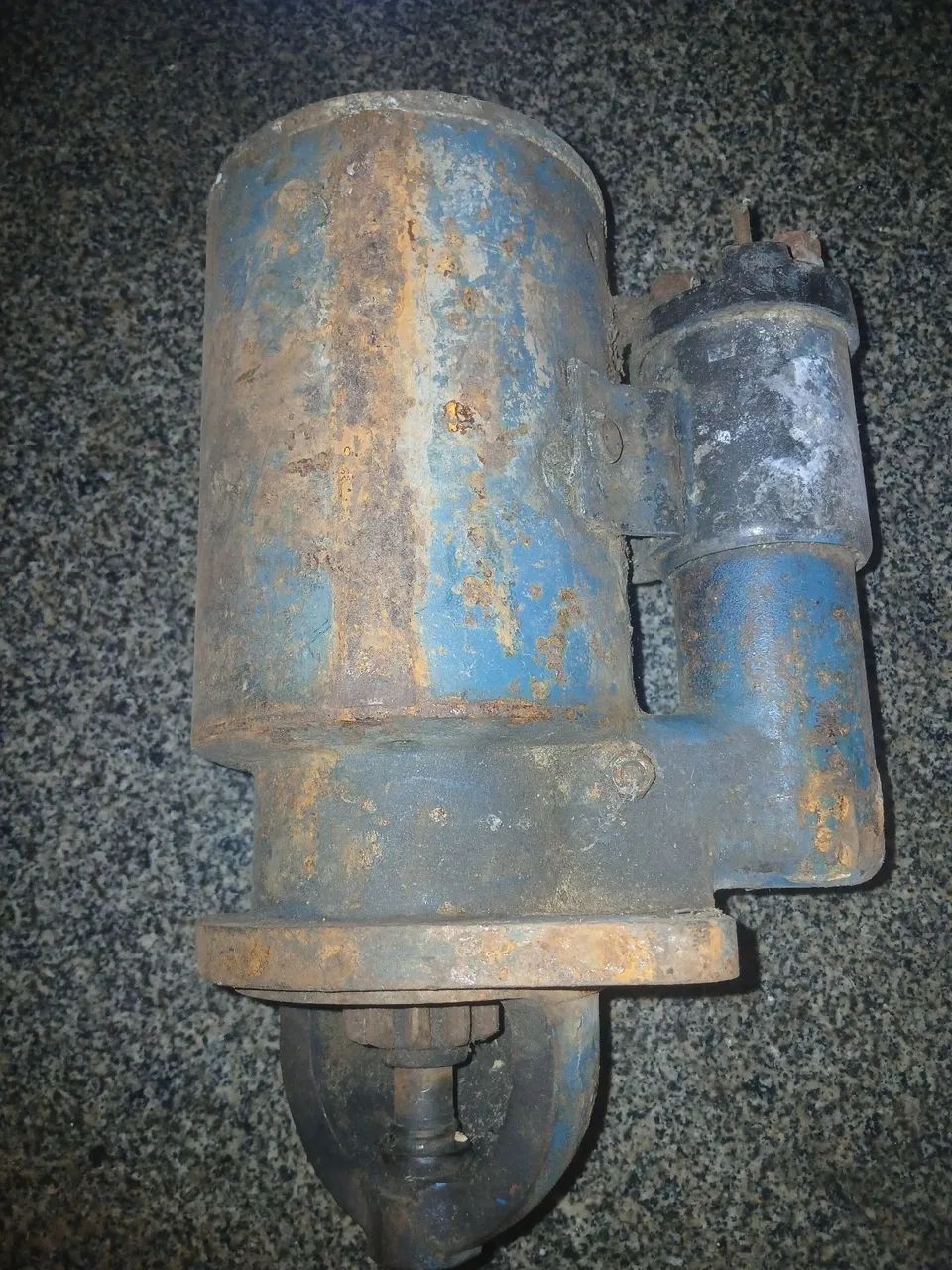VENDO/TROCO UMA BOMBA INJETORA E UM MOTOR DE PARTIDA NO ESTADO Q SE ENCONTRA  - Foto 6