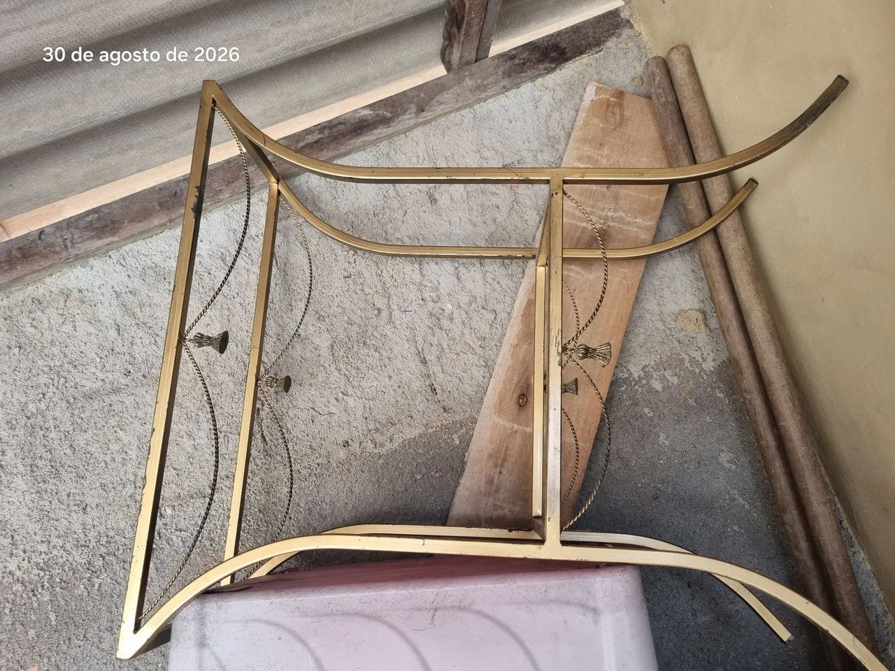 Pesa de canto de ferro Antiga - Foto 2