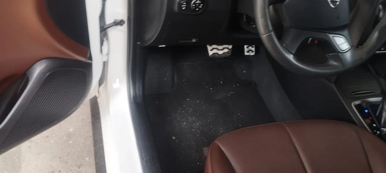 Hyundai HB20X Premium 1.6 Flex 16V Aut. 2019 - Foto 11
