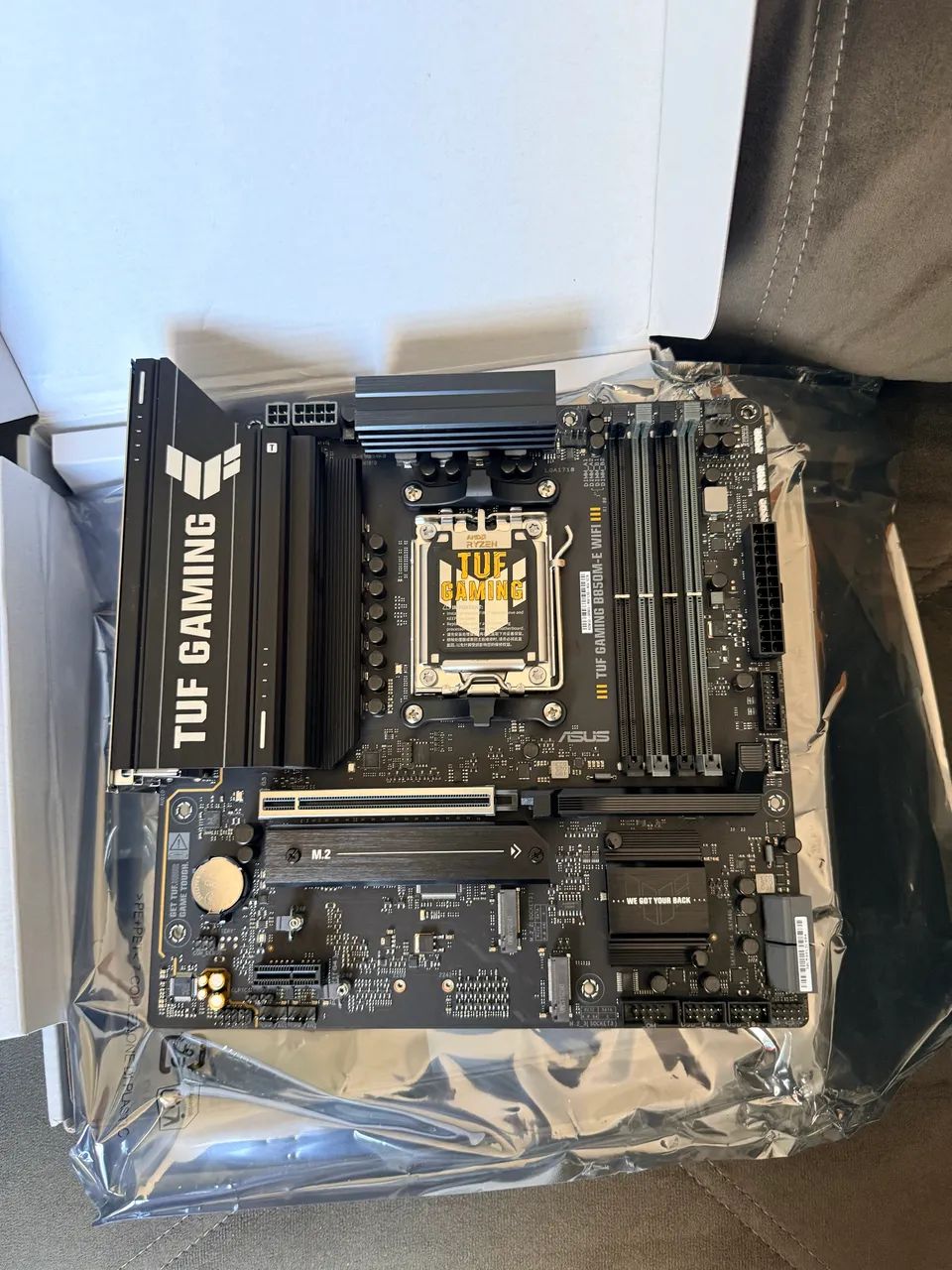 PLACA MÃE ASUS TUF B850M-E WI-FI NOVA  - Foto 2