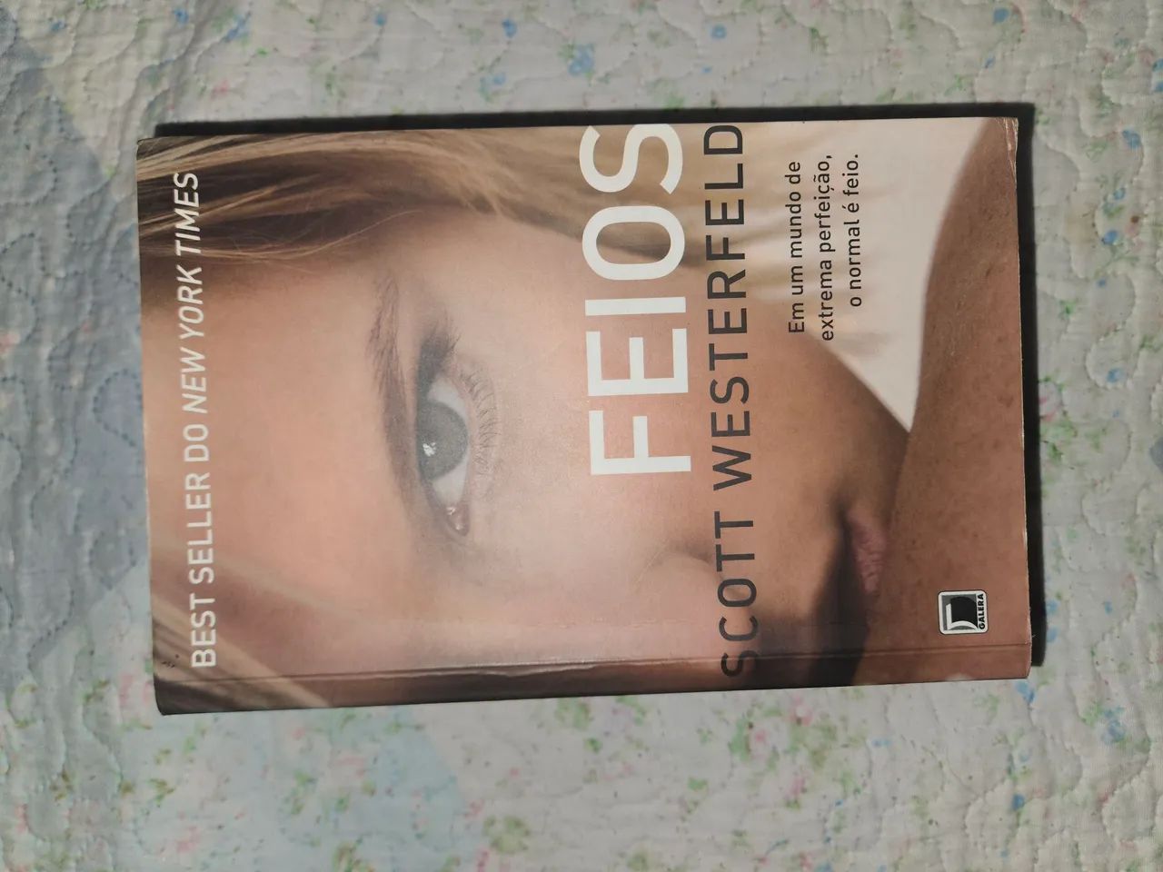 Coleção livros Feios - Scott Westerfeld - Foto 2
