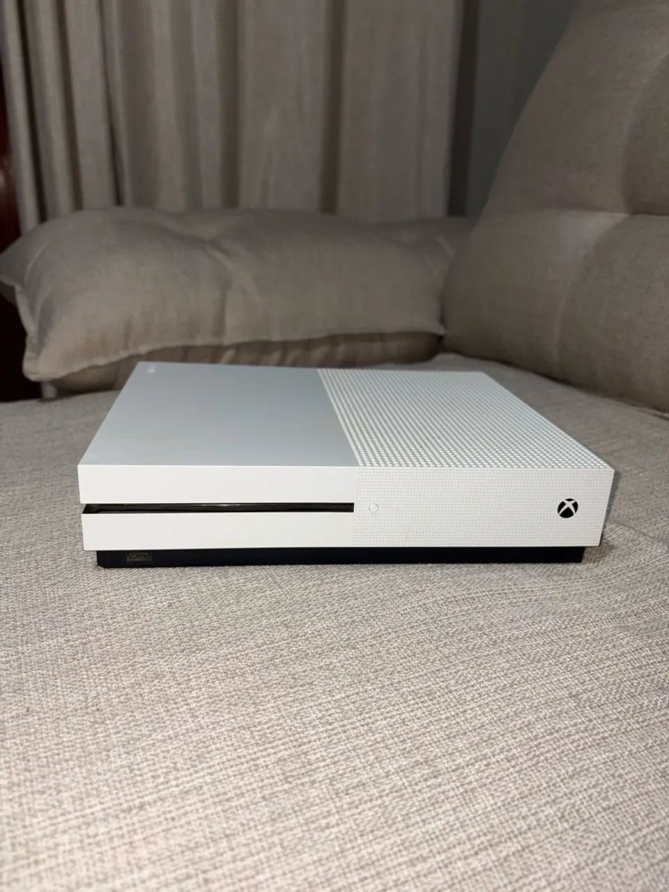Xbox One S 1 TB - Foto 5