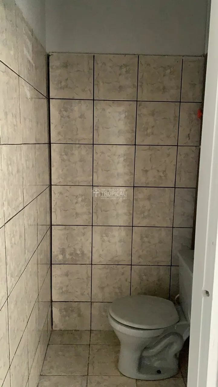 Aluga-se sala comercial no centro da cidade de Porto Nacional-To. - Foto 5