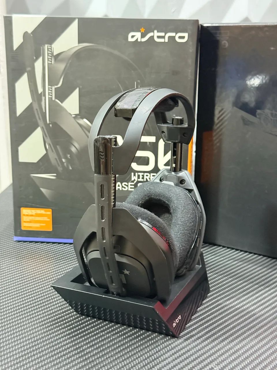 Astro A50 Gen4 Wireless Headset + Base Station PC PS4 Mac - Fones