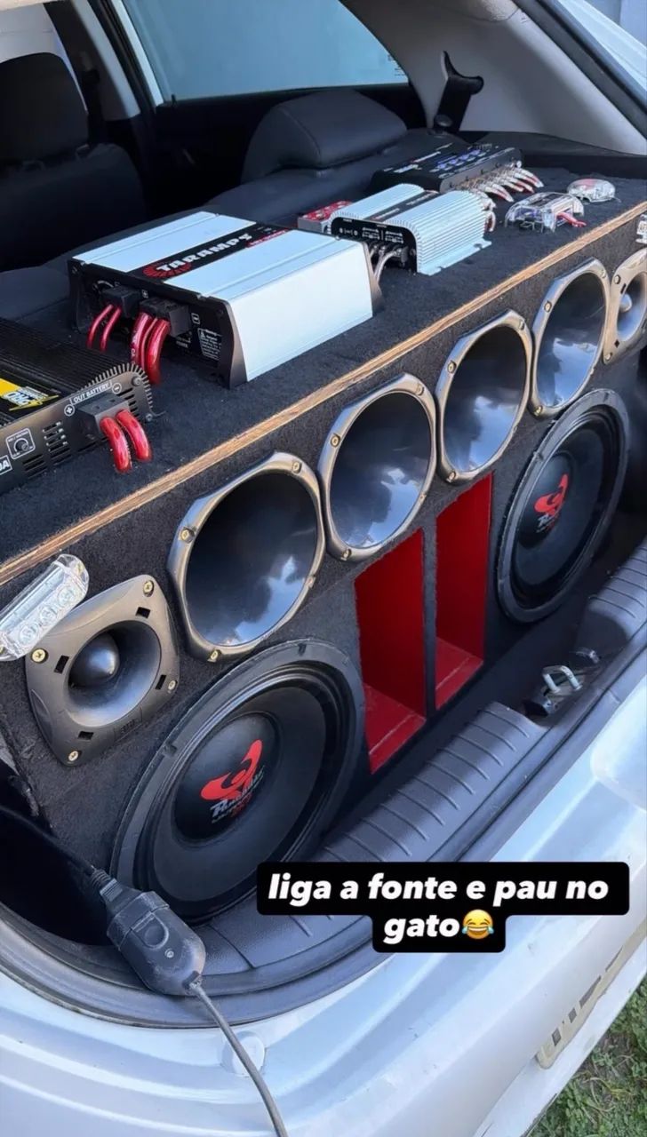 VENDO SOM AUTOMOTIVO