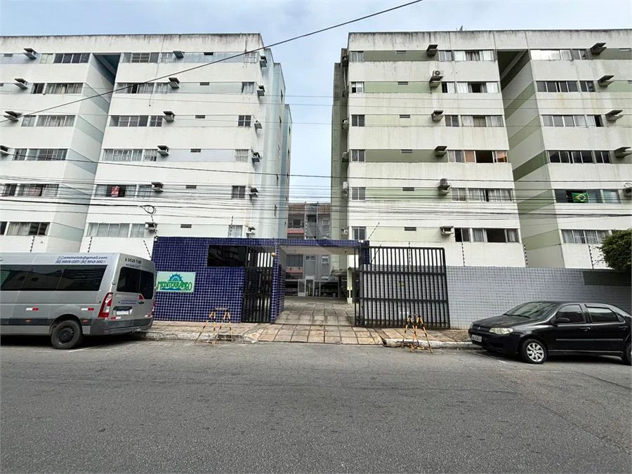 Apartamento com 3 quartos à venda em Poço - AL