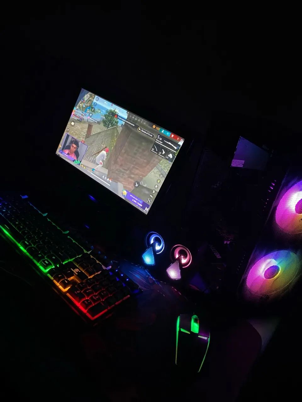 Pc para estudos para assistir etc. 
