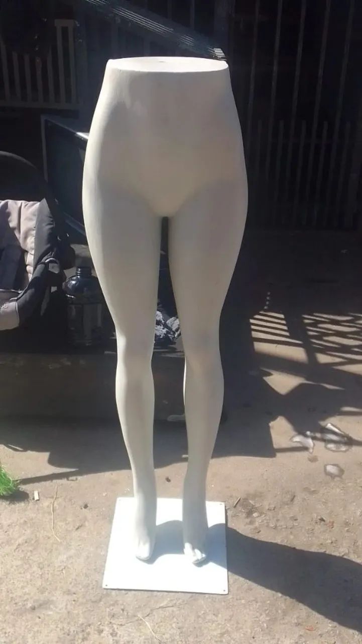 2 manequins  - Foto 2