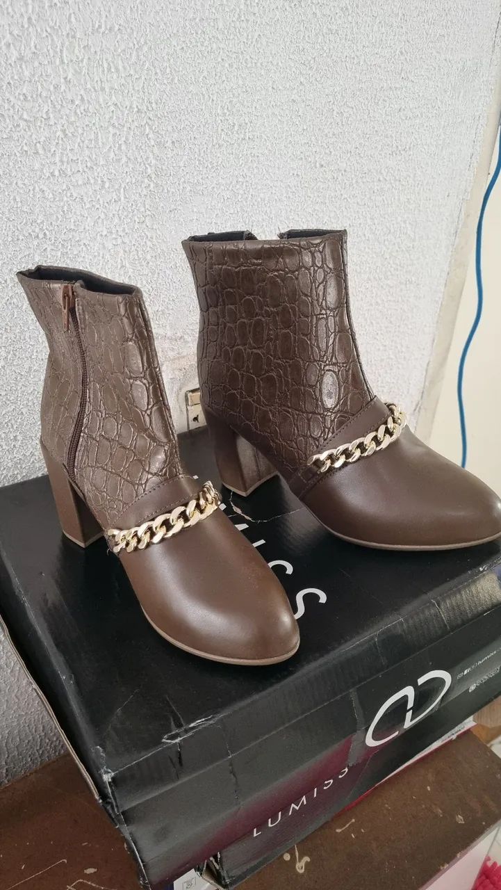 Bota plataforma marrom número  36