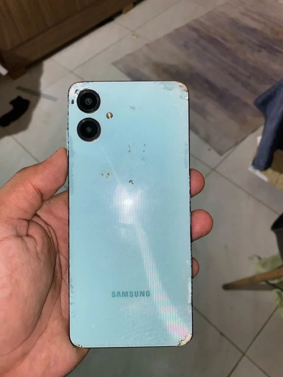 Vende-se celular A06