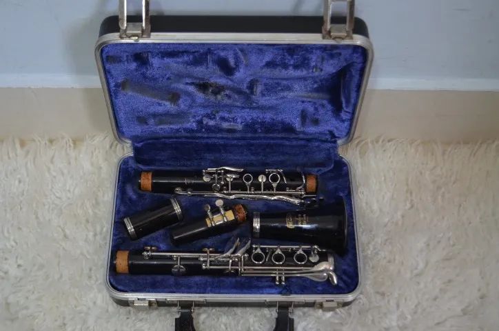 Clarinete Si Bemol Selmer Bundy - Resonite ((( Promoção ))) - Foto 6