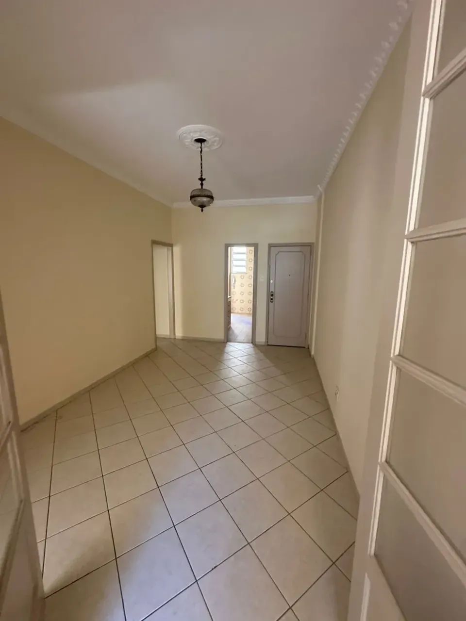 Amplo apartamento de 2 quartos - Foto 2
