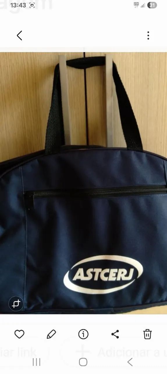 Bolsa viagem nylon azul.