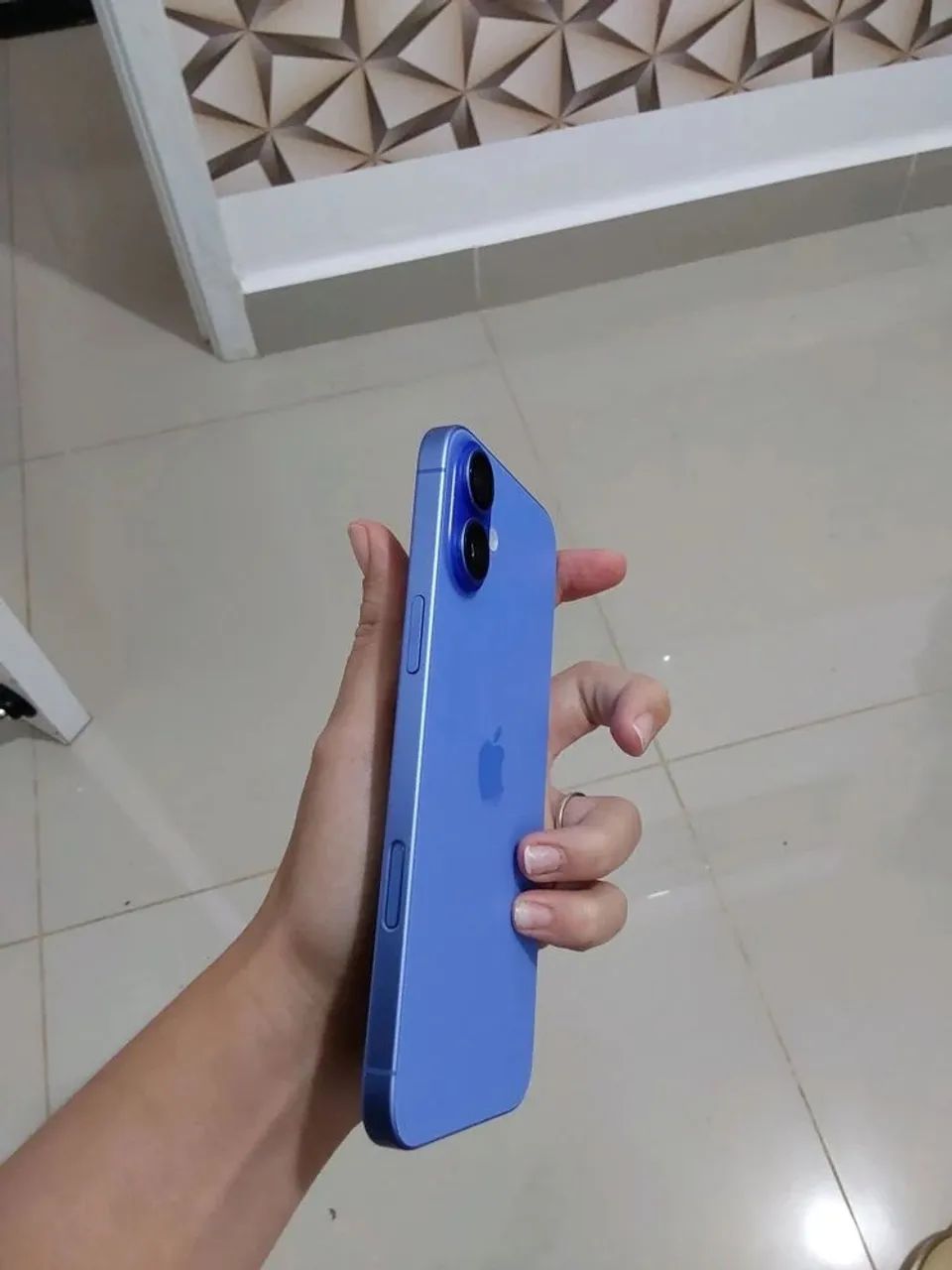 Iphone 16 Ultramarino 128GB - Foto 3