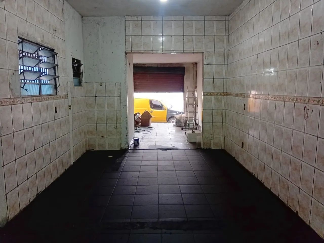 Vendo casa , com loja comercial. - Foto 5