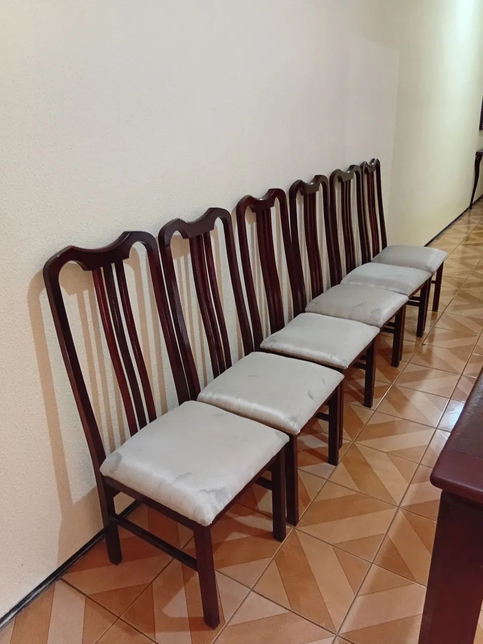 Jogo de Mesa e Cadeiras com Espelho e Movel  - Foto 2