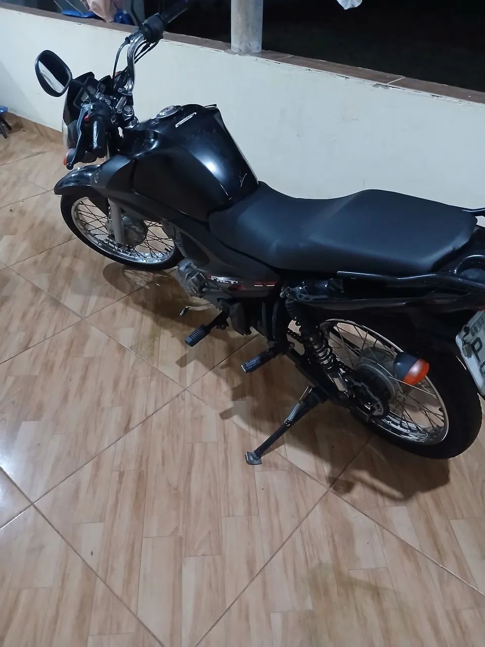 Vendo essa factor 150 2017 com documento atrasado. - Foto 3