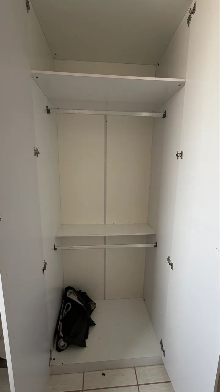 Vendo guarda-roupa 