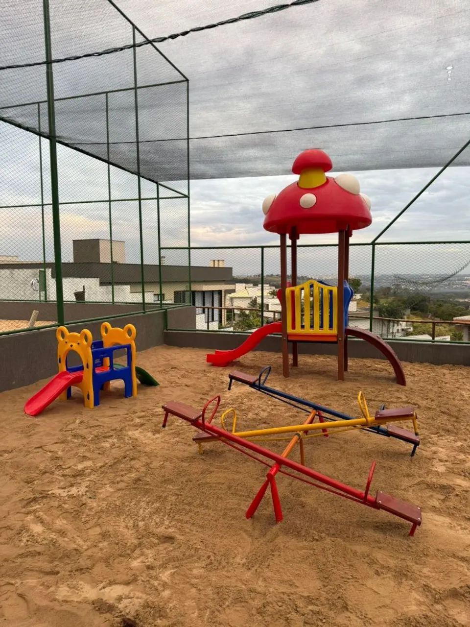 Playgrounds de madeira plástica  - Foto 2