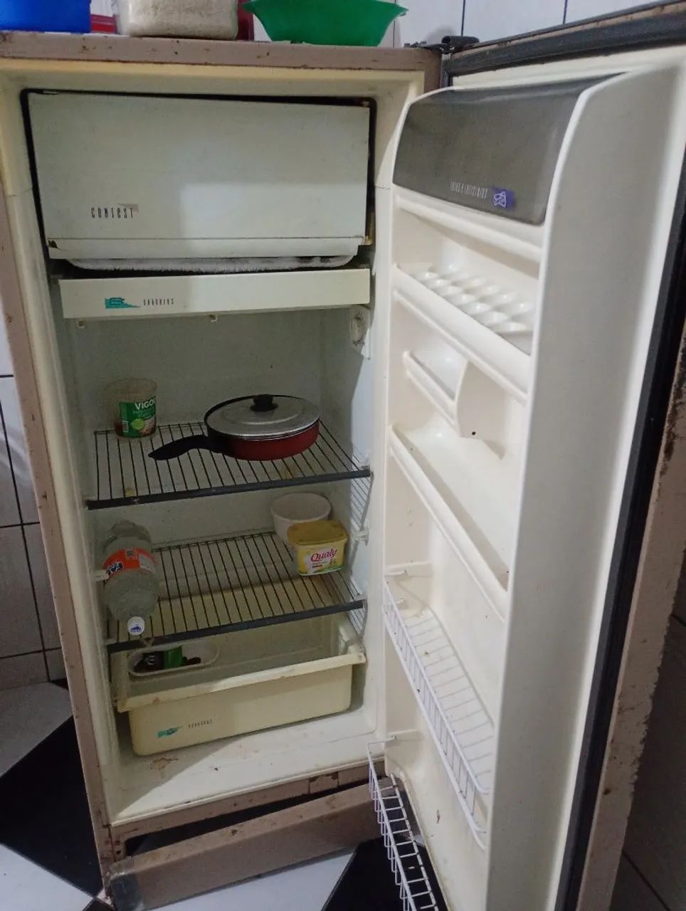 Geladeira Consul funcionando 199.00