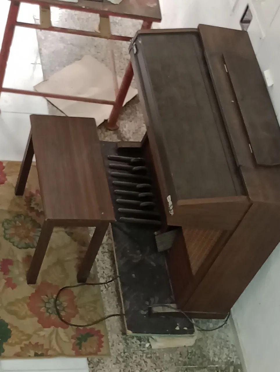 ORGAO ELETRÔNICA GEMINI , COM 2 NIVEIS DE TECLADO COM FECHAMENTO E TRAVAMENTO E BANCO TOP - Foto 3