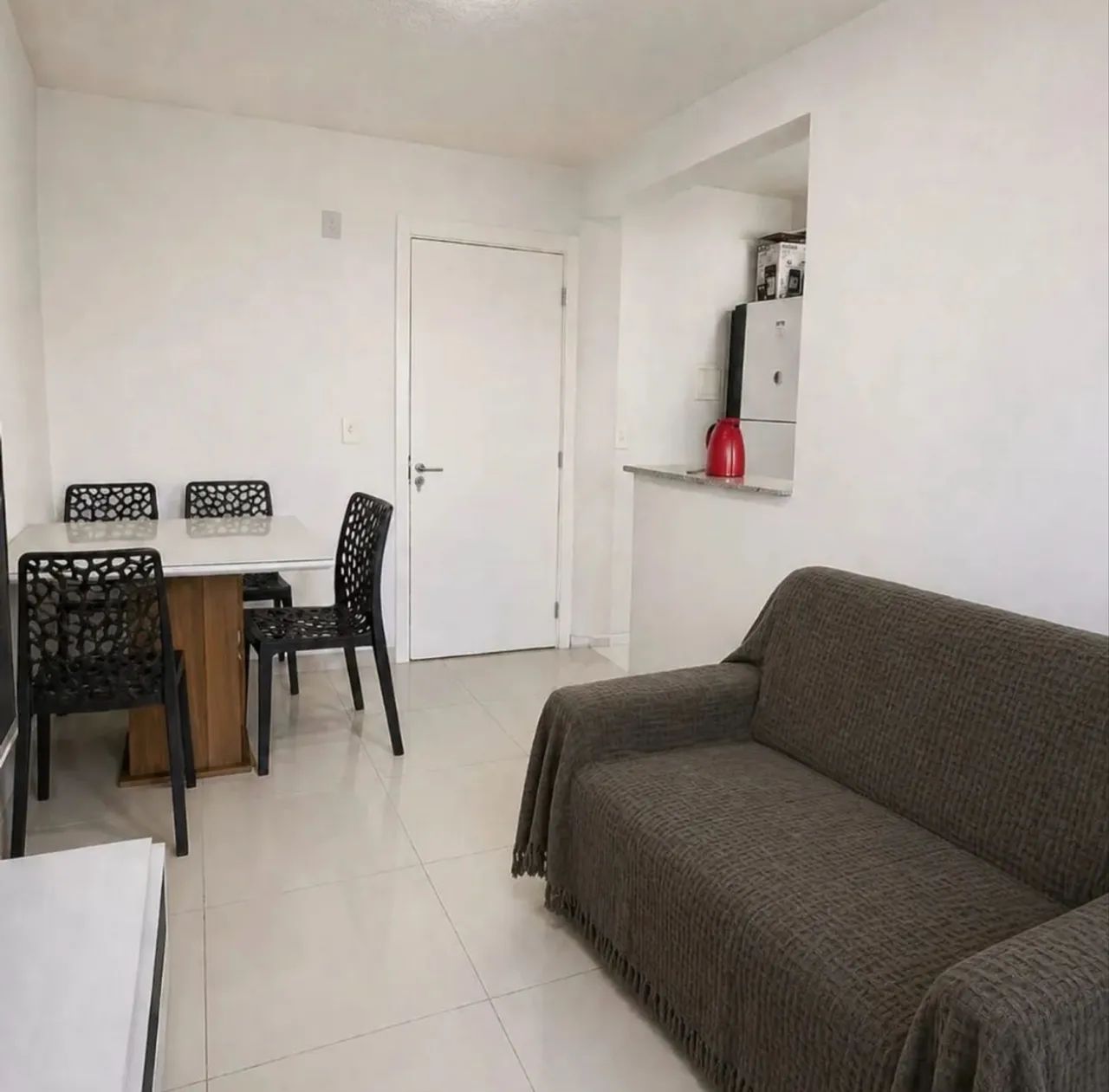 Aluga-se apartamento mobiliado  2/4- Antares 
