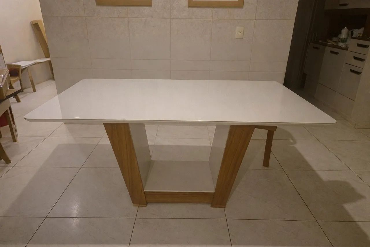 Conjunto mesa de jantar + 6 cadeiras - design moderno