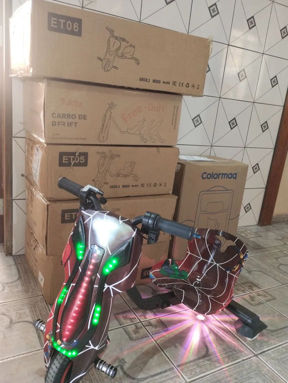 Triciclos de 350 e 250w novo zero na caixa