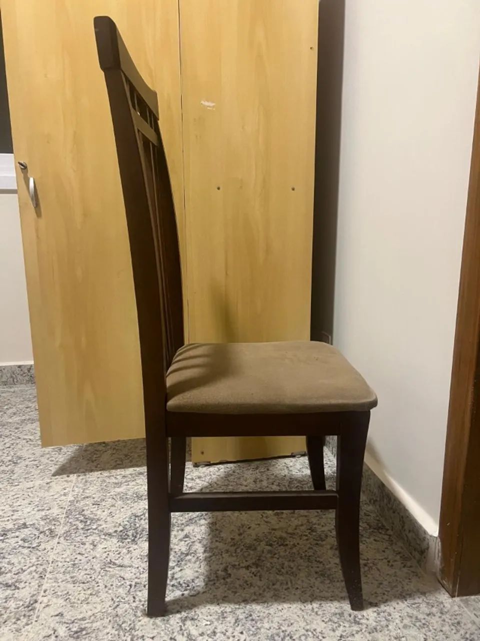 8 cadeiras para mesa de jantar - Foto 2