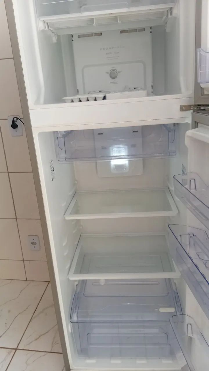 Geladeira * telefone - Foto 4
