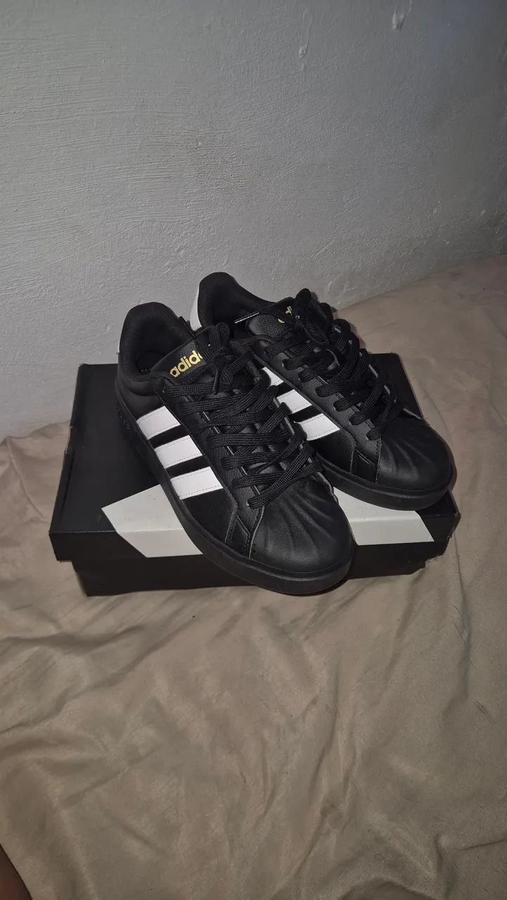 Adidas streettalk