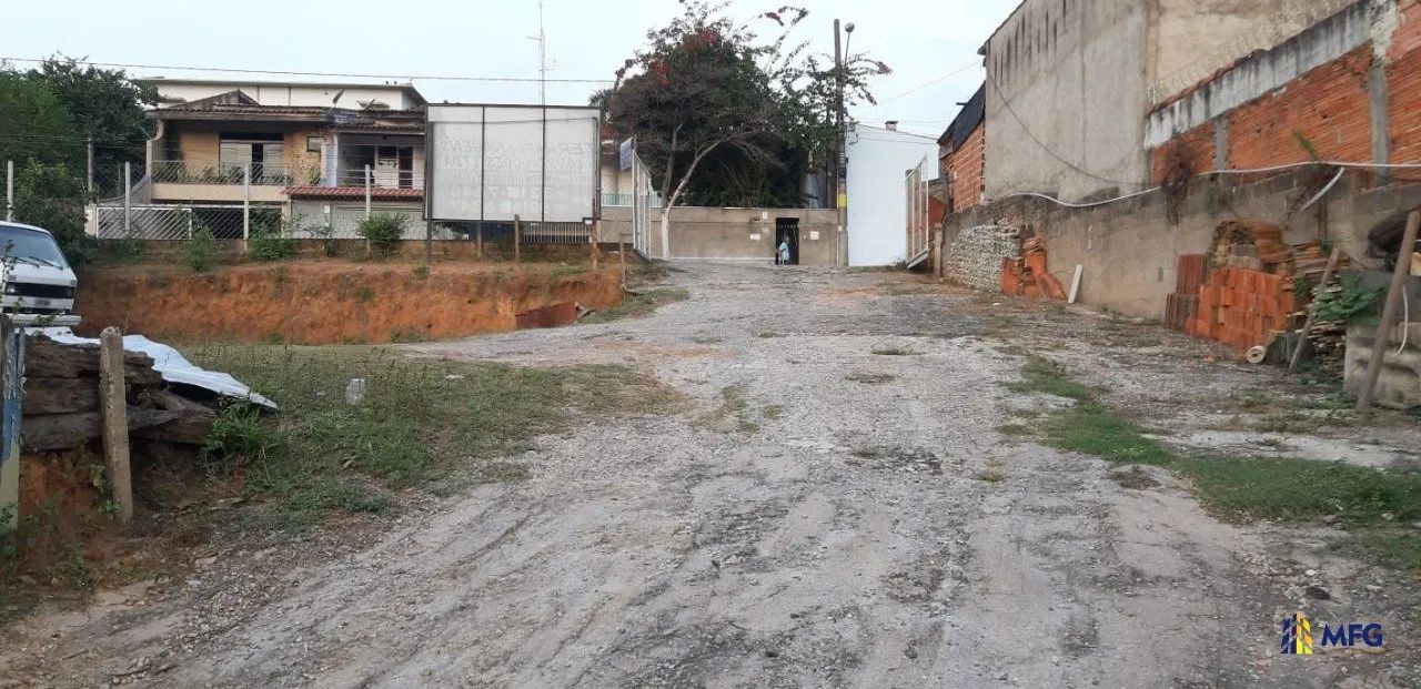 Chácara à Venda - Jardim Simus, Sorocaba/SP