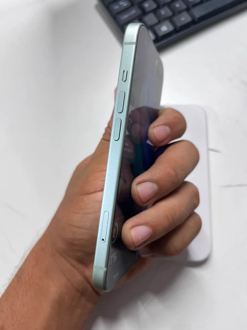 iPhone 15 - saúde 90% - Foto 2