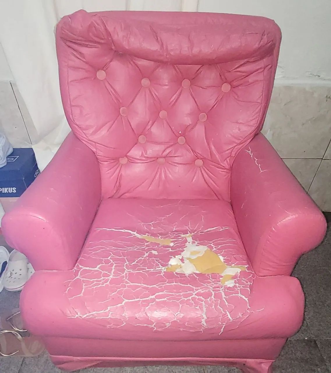 Poltrona para reforma456503373449154560