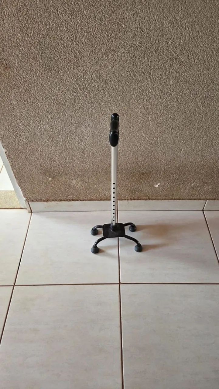 Produto de apoio para adultos 