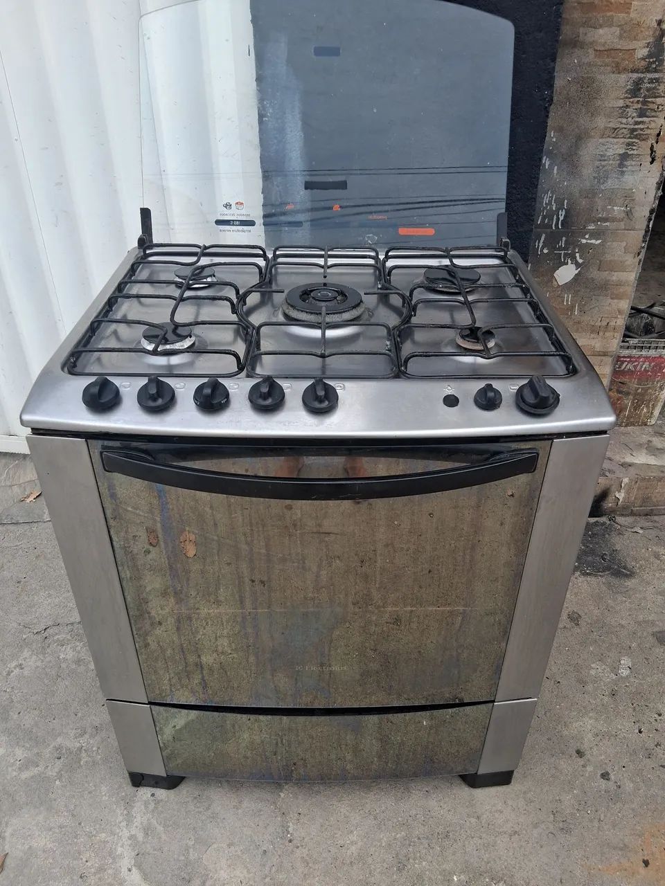 Vendo fogão Electrolux 5 bocas  - Foto 6