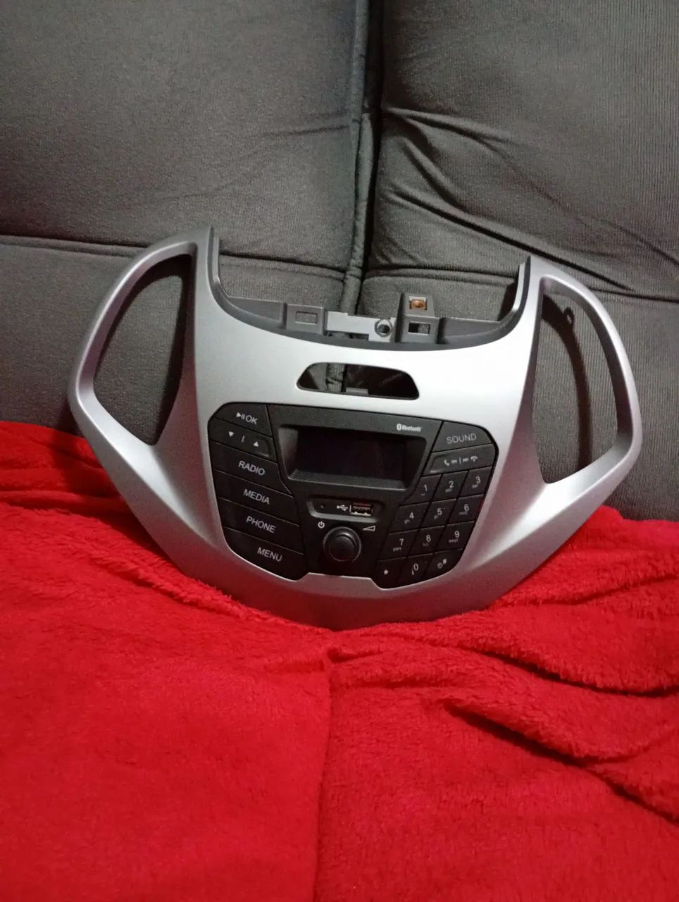 Rádio original Ford Ka 2015 - Foto 4
