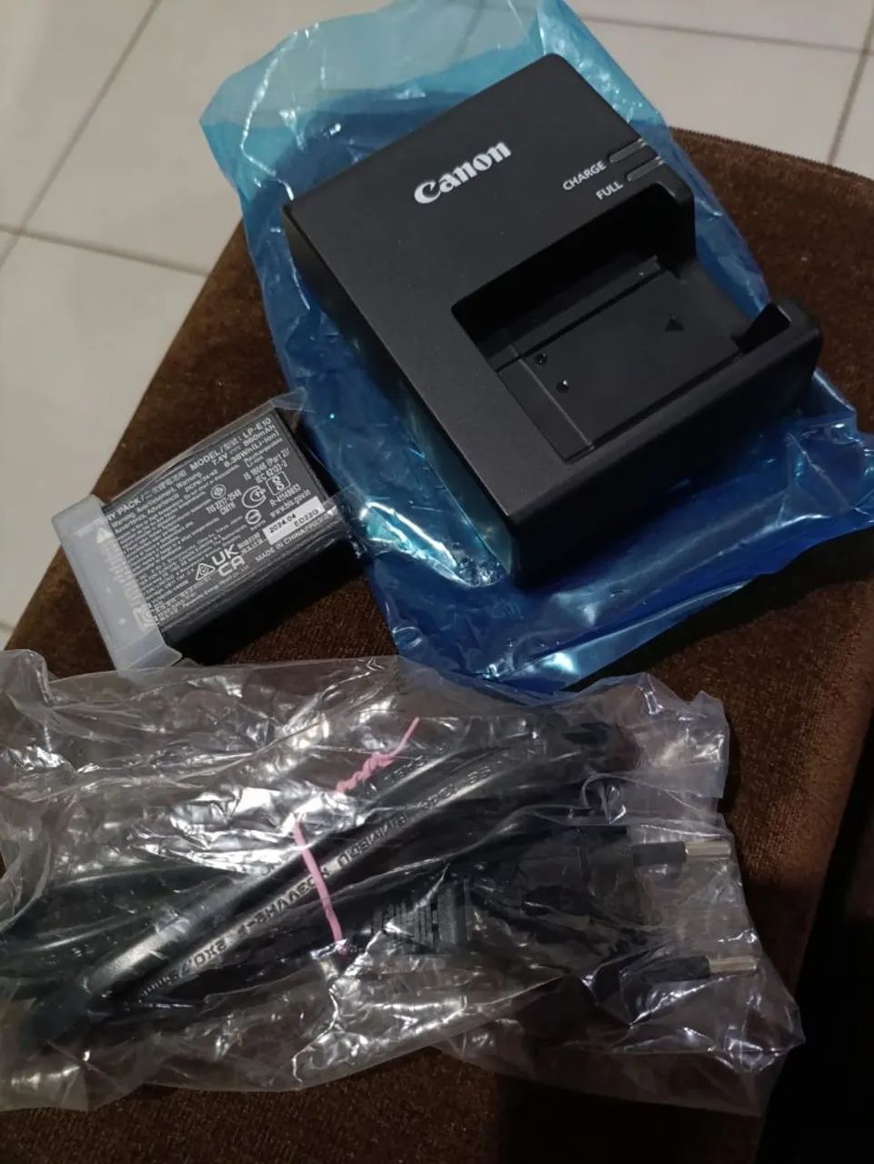 Carregador LC10 e bateria 