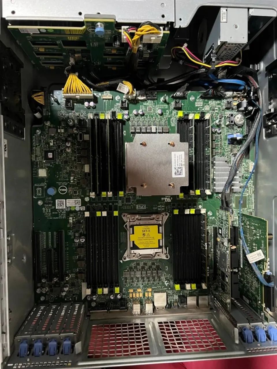 Dell PowerEdge T620 - Foto 5