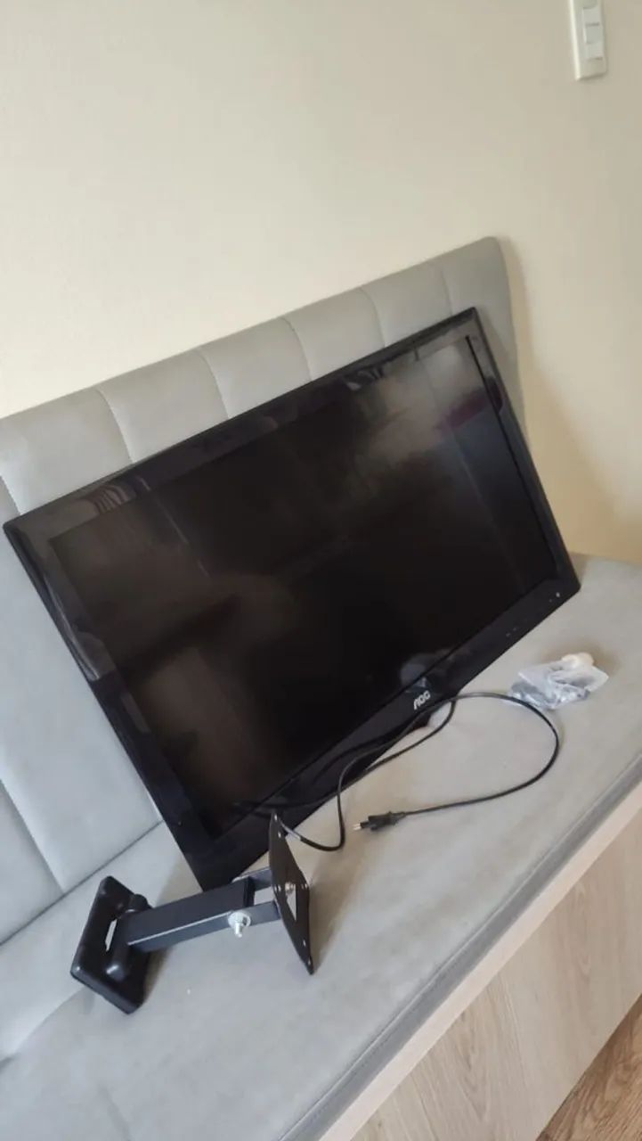 Tv Aoc 32 polegadas não é smart tv 
