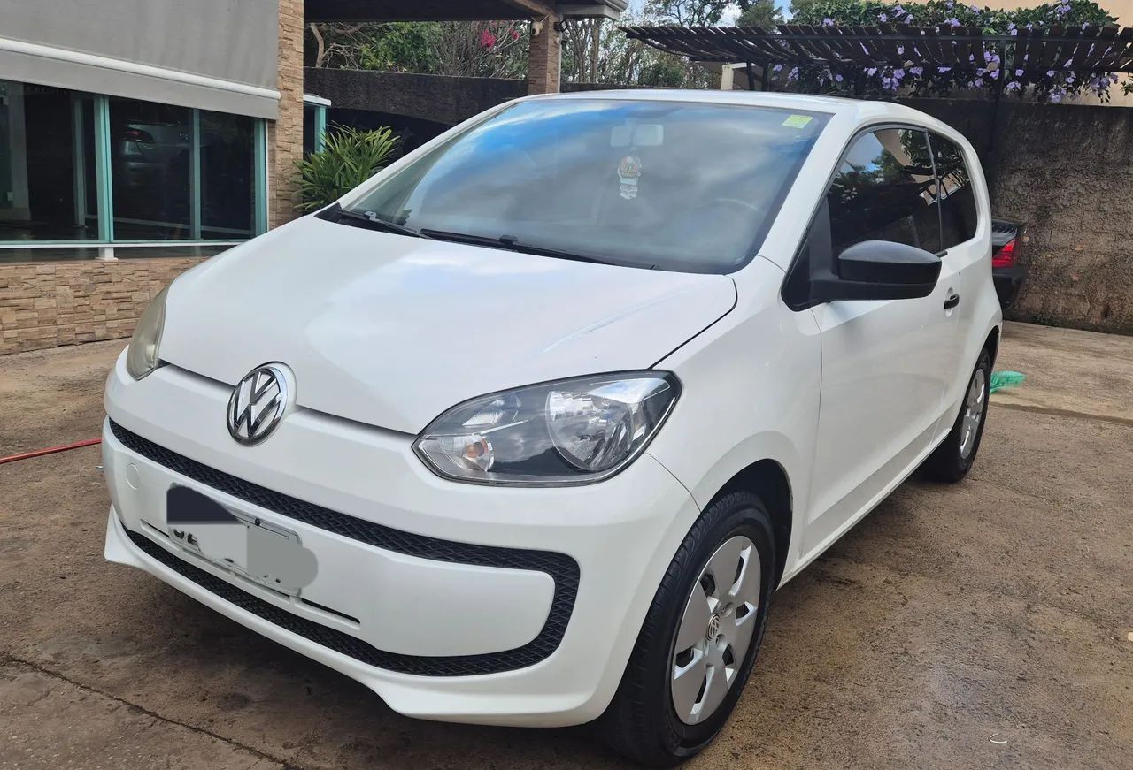 Volkswagen Up! 2015