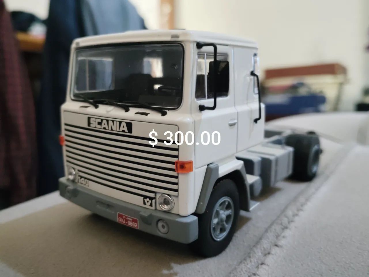 Miniaturas disponíveis preço nas fotos  - Foto 4